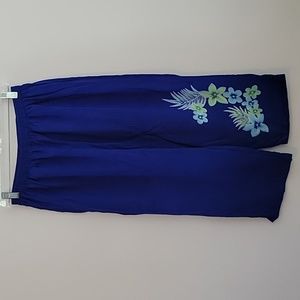 Back East Cropped Blue Pants, Size Large
